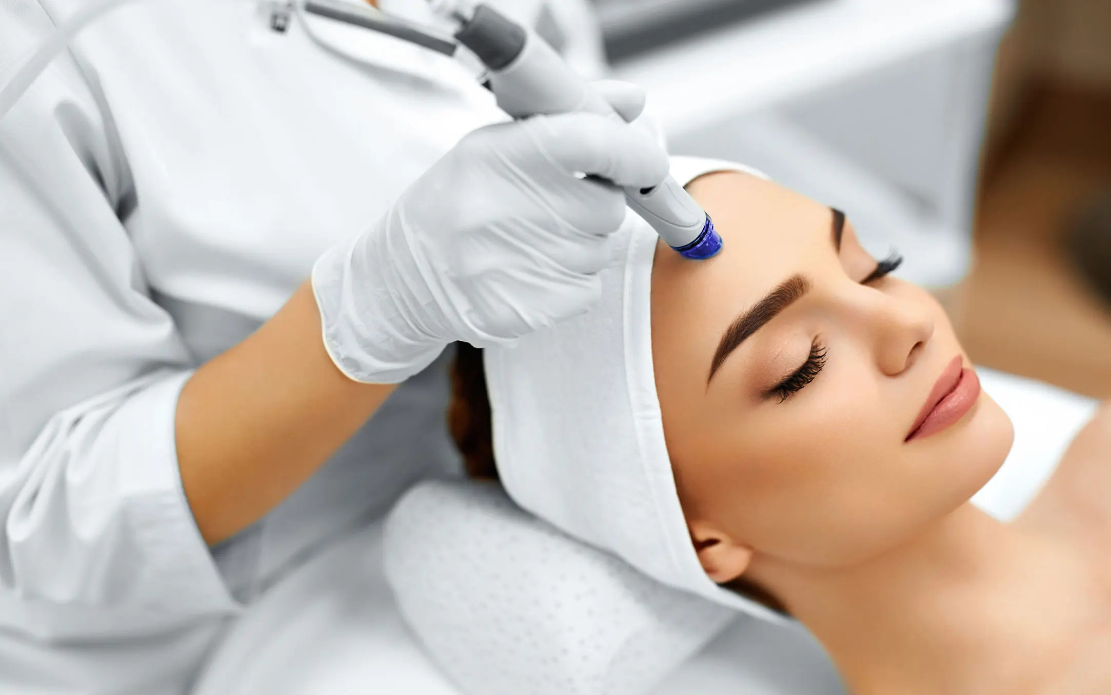 What Is Collagen Lift Therapy and How Can It Help Ageing, Loose Skin Holmes Chapel?
